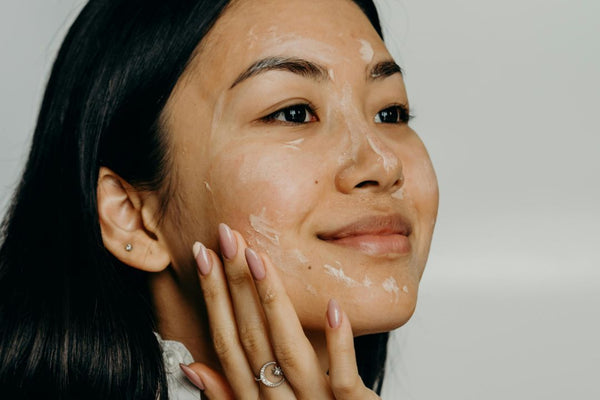 Everything You Need To Know About Effaclar Duo+M