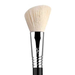 Sigma Beauty F40 - Large Angled Contour Brush
