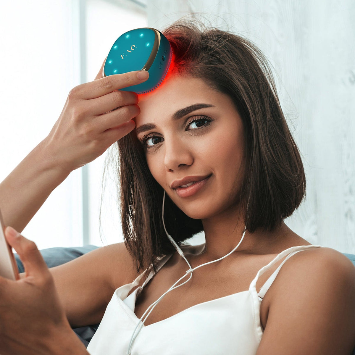 FOREO FAQ 301 LED Hair Strengthening Scalp Massager
