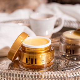 Emma Hardie Vit C Brilliance Cleansing Balm with Dual Action Cleansing Cloth 50g